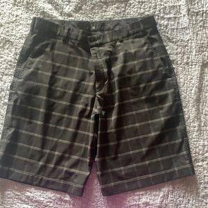 Men’s Nike black Plaid Golf Shorts 36